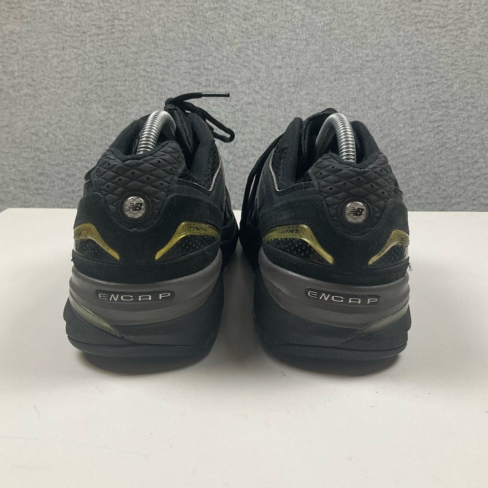 New Balance Men's Black Sneakers with Subtle Yellow Accent US 9.5 - Picture 4 of 8